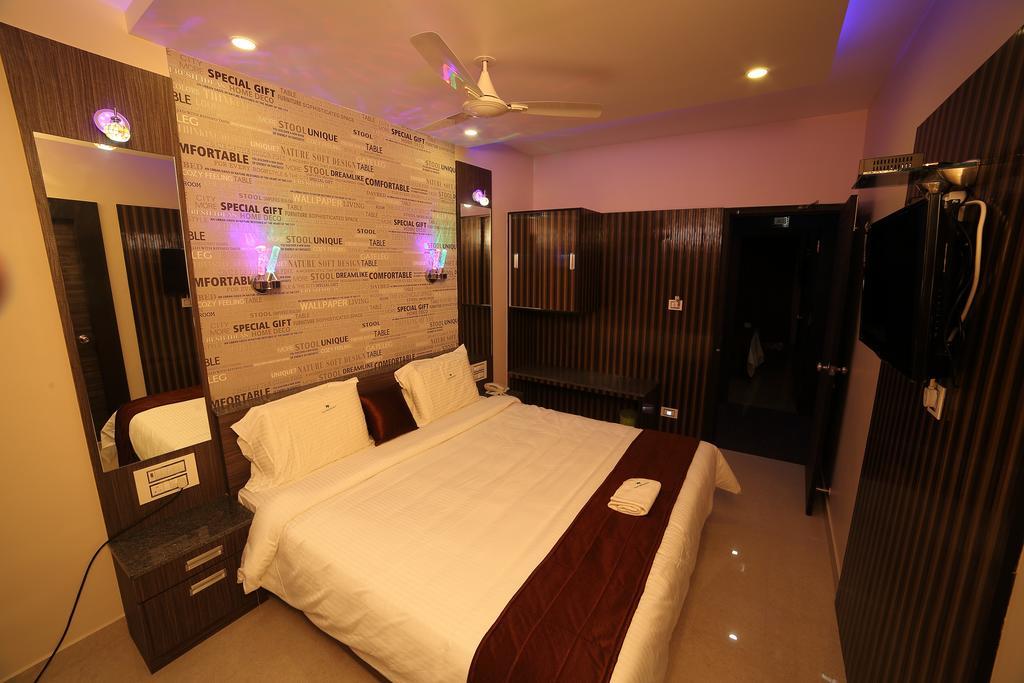 Vijaya Residency - Porur Villa Chennai Eksteriør billede